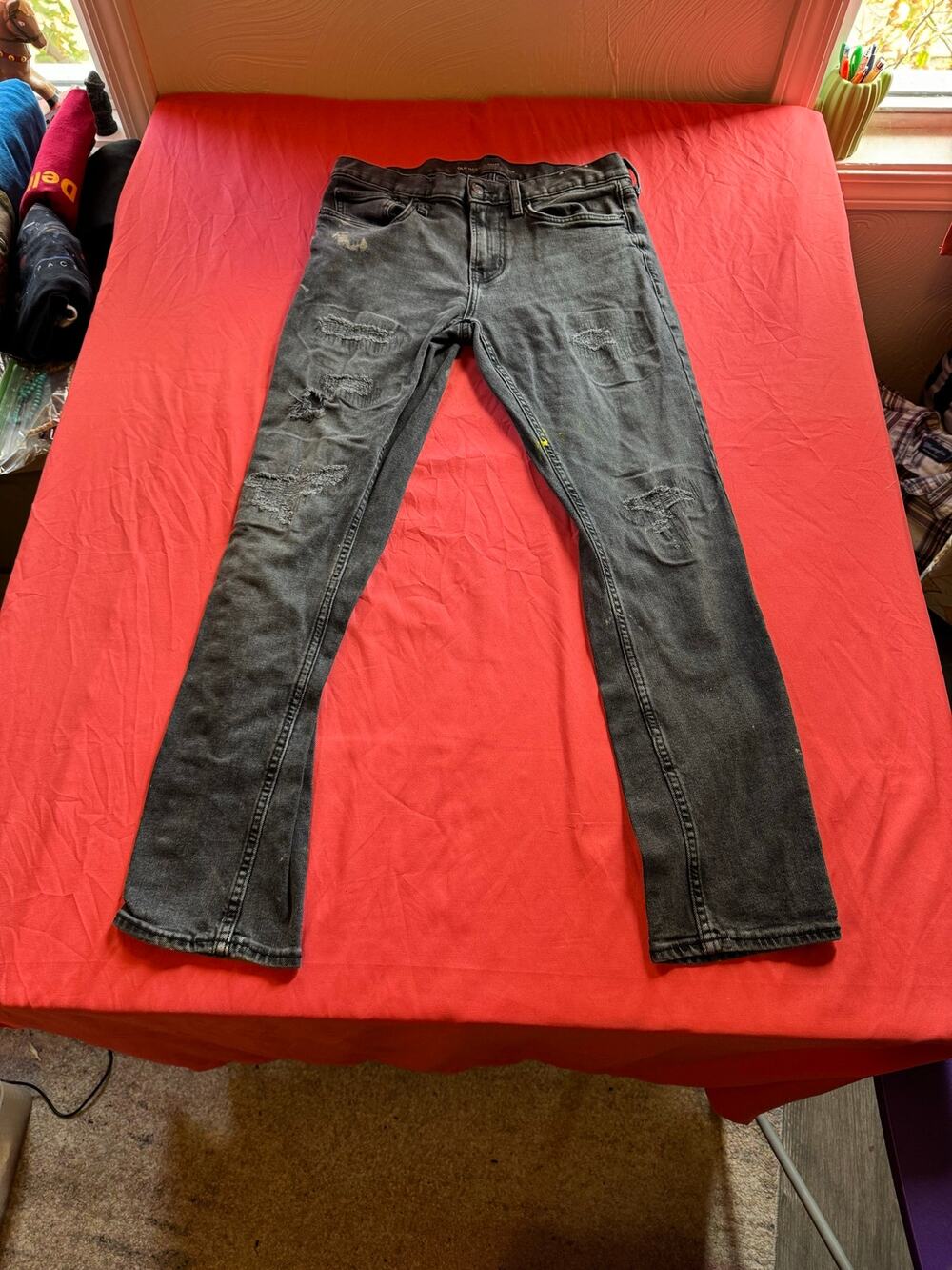 Old Navy Slim Built-In Flex Jeans 29x30 Heavily Flawed Bleach Paint AS-IS